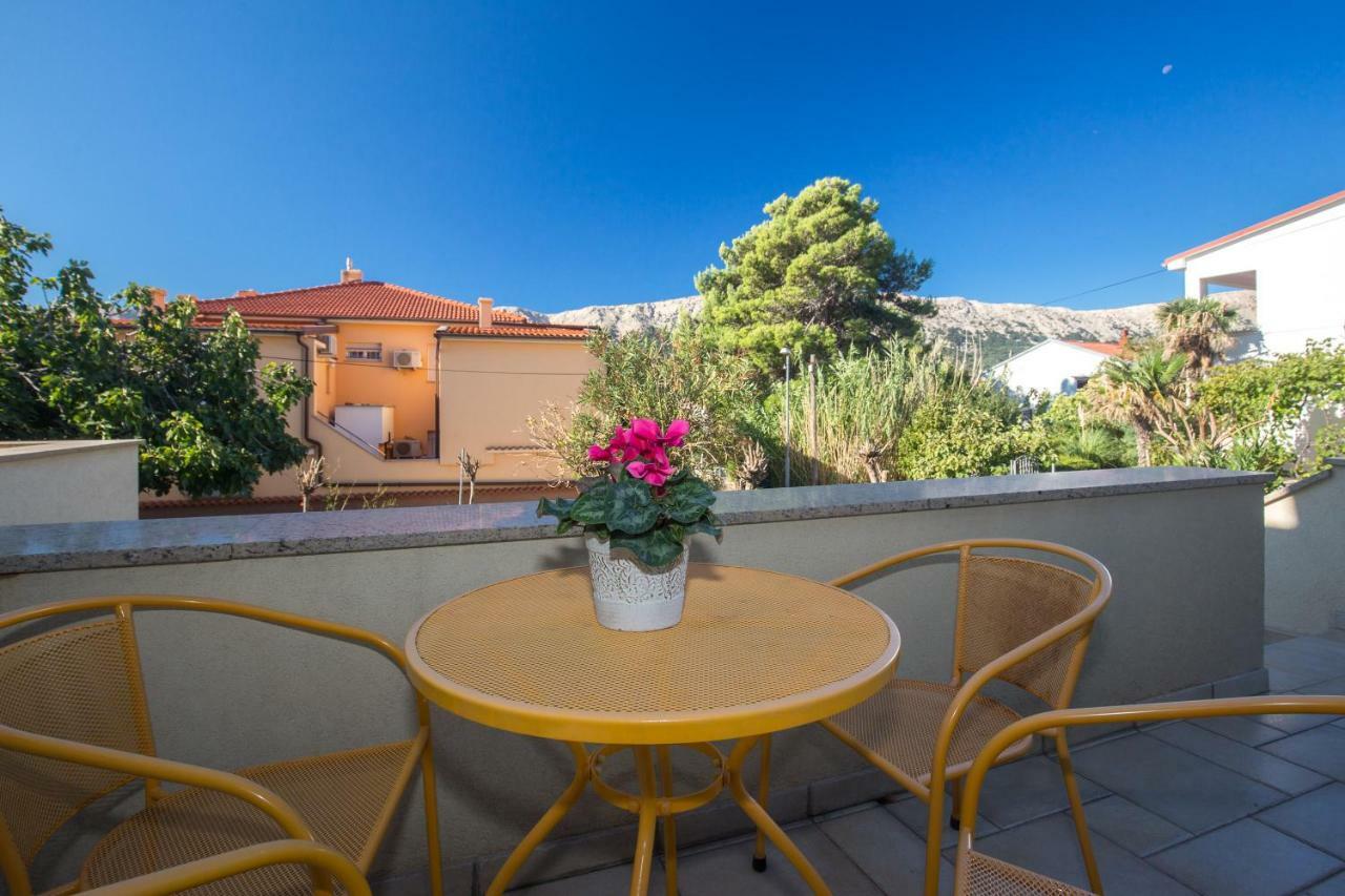 Apartments & Rooms Ddd2 Baška Dış mekan fotoğraf